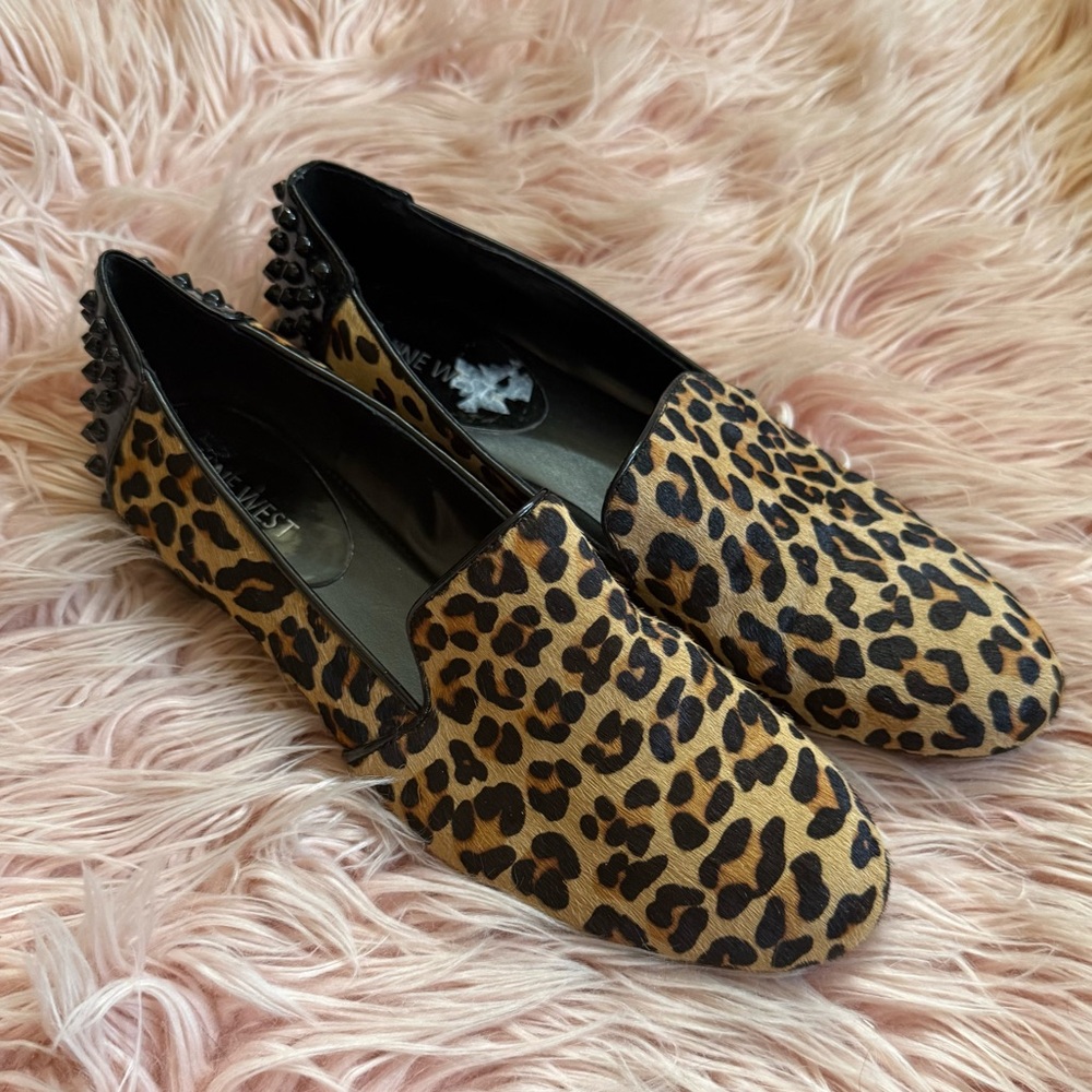 Nine West Leopard Print Calf Hair Studded Back Loafers Size 8